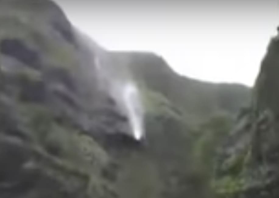 VIDEO: Fierce Winds Prevent Waterfall From Actually Falling