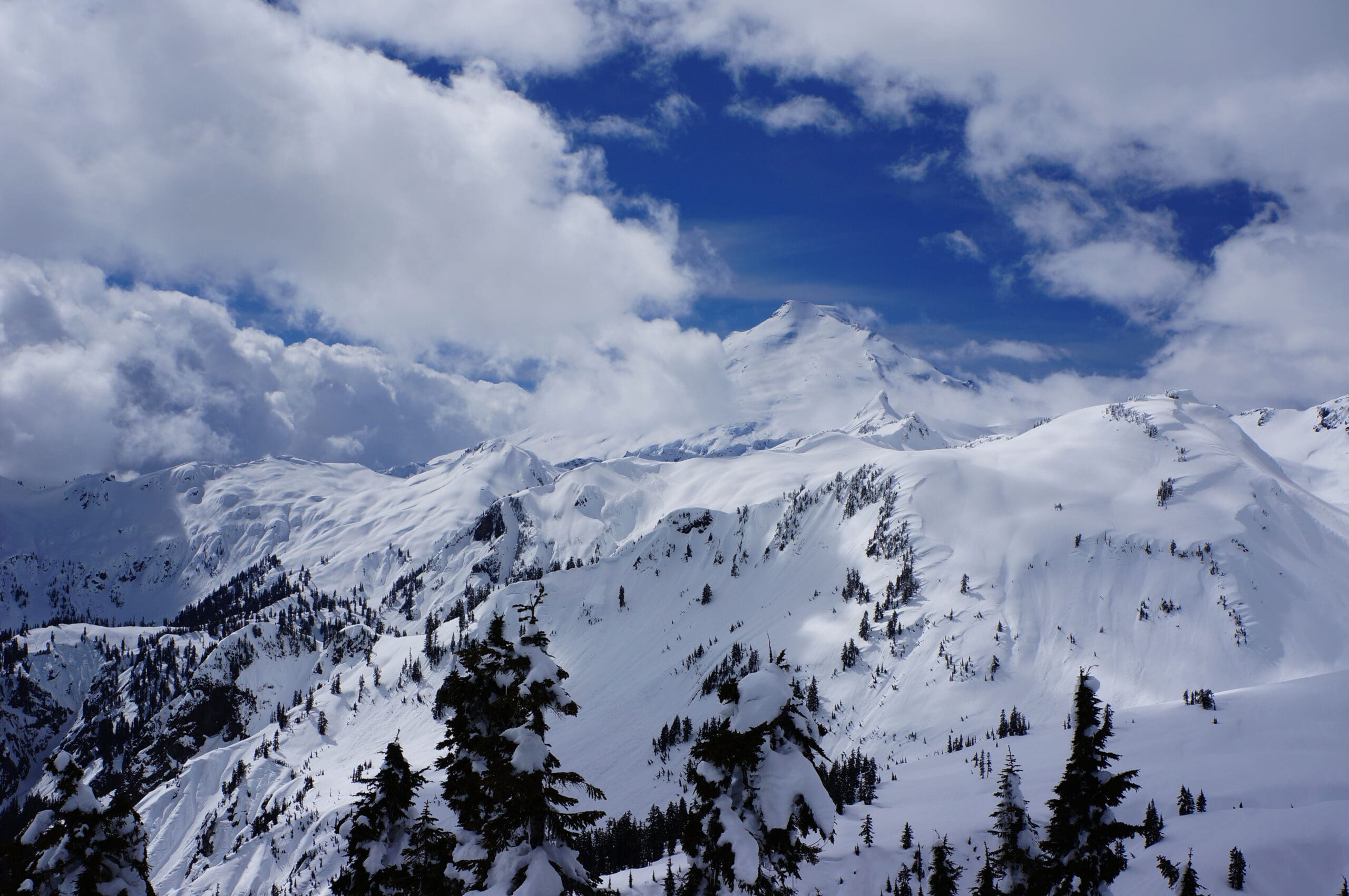 Rescue Personnel Scour Mt Baker Wilderness In Search Of Snowboarders Missing Since Sunday