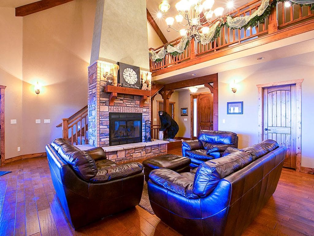 VRBO Hosting Sweepstakes For Private Utah Ski Resort With 19 Friends