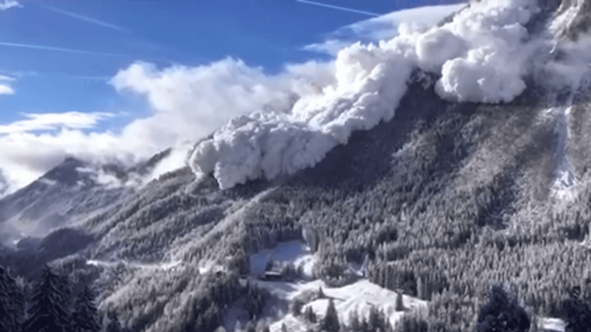 WATCH Spectacular Controlled Avalanche In The Swiss Alps