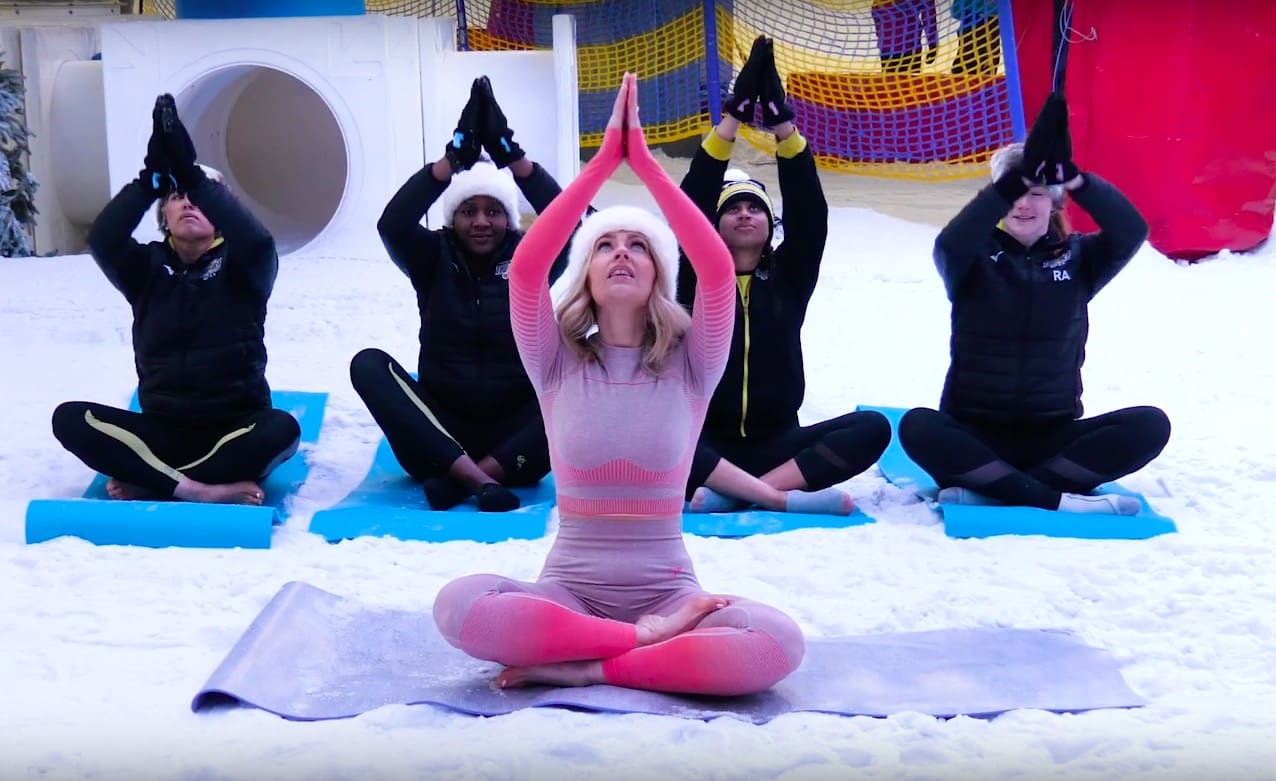 VIDEO: Snow-Yoga Offered At UK Indoor Ski Resort