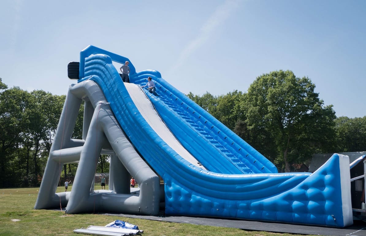 We All Need These 10-Meter High Inflatable Ski Slopes