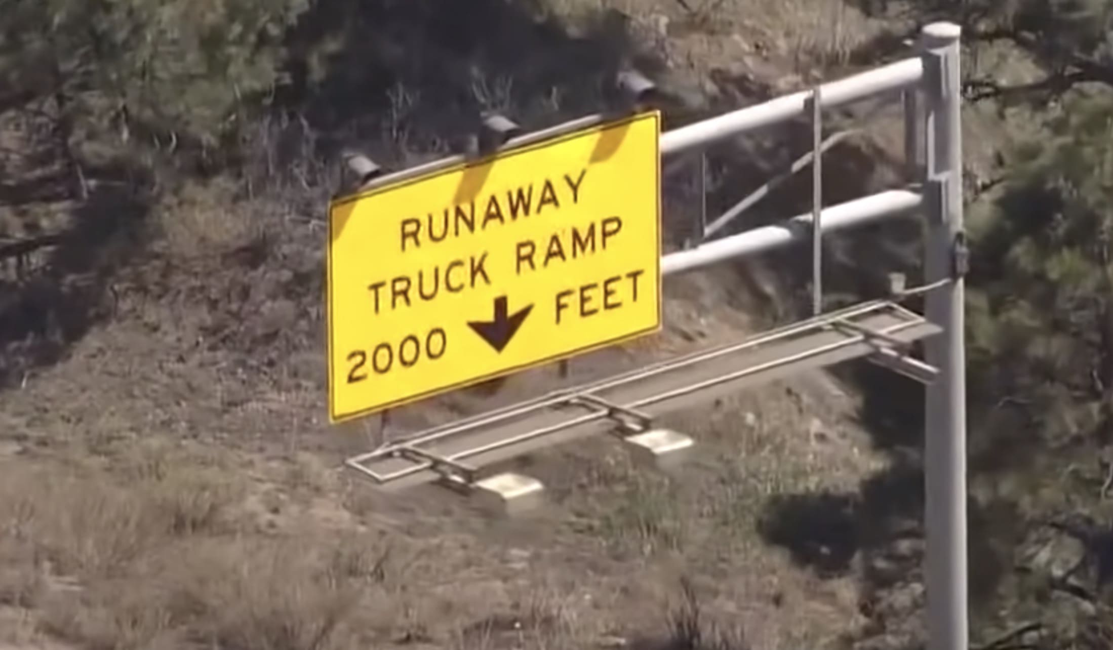 Runaway truck ramp что это