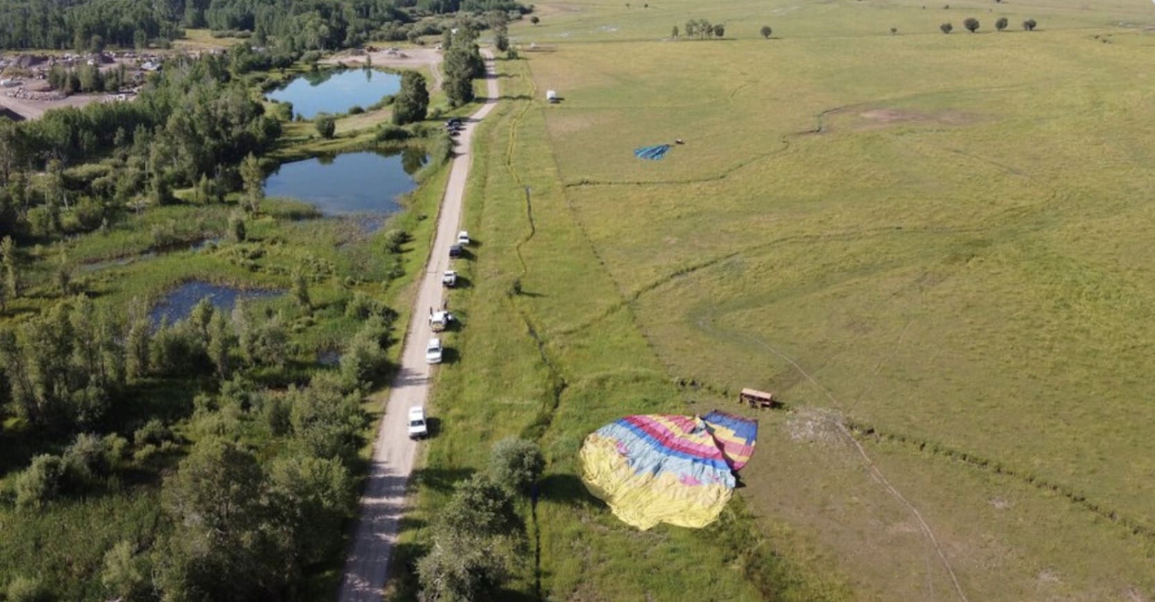 Watch: Group of Hot Air Balloons Crash in Jackson Hole, WY (Many Injured)