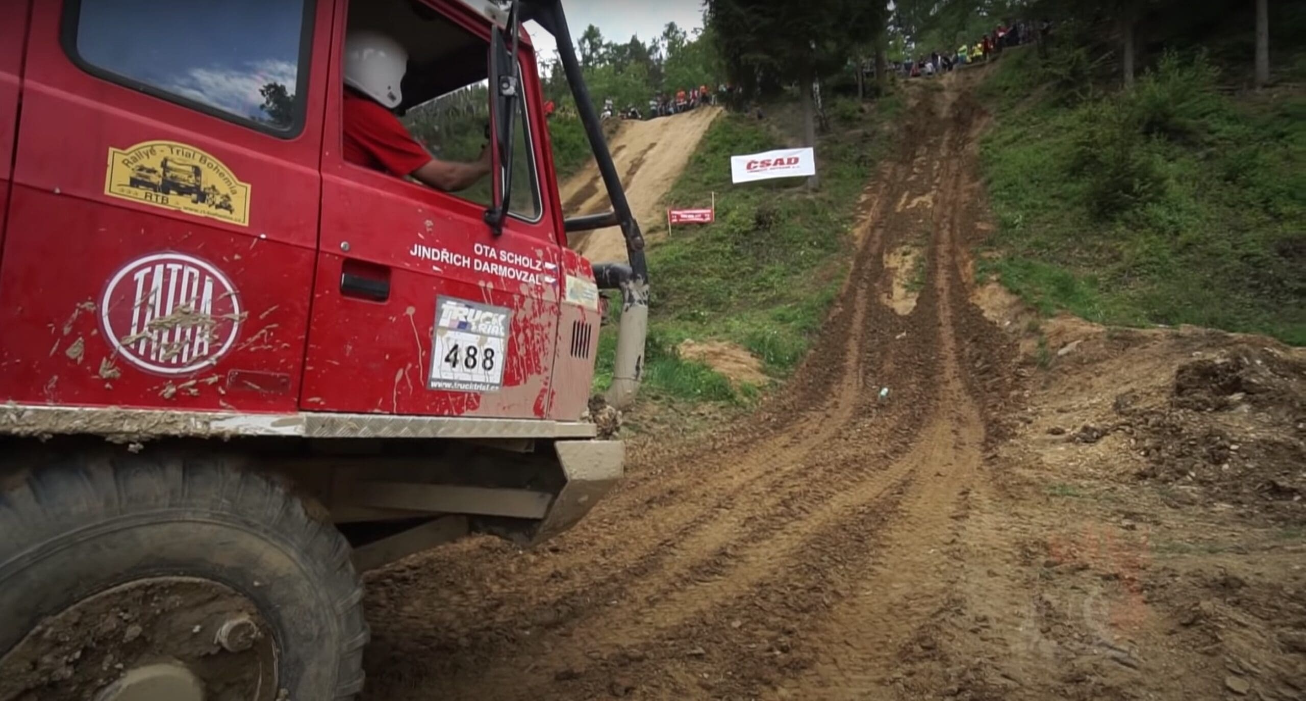 VIDEO: Extreme Truck Hill Climb Racing in Czech Republic