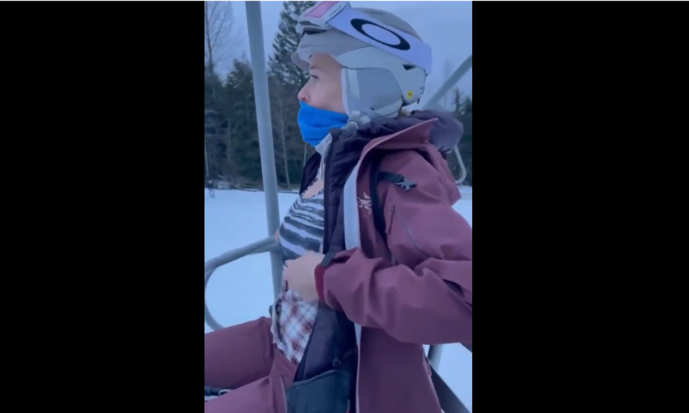 Chelsea Handler Ski