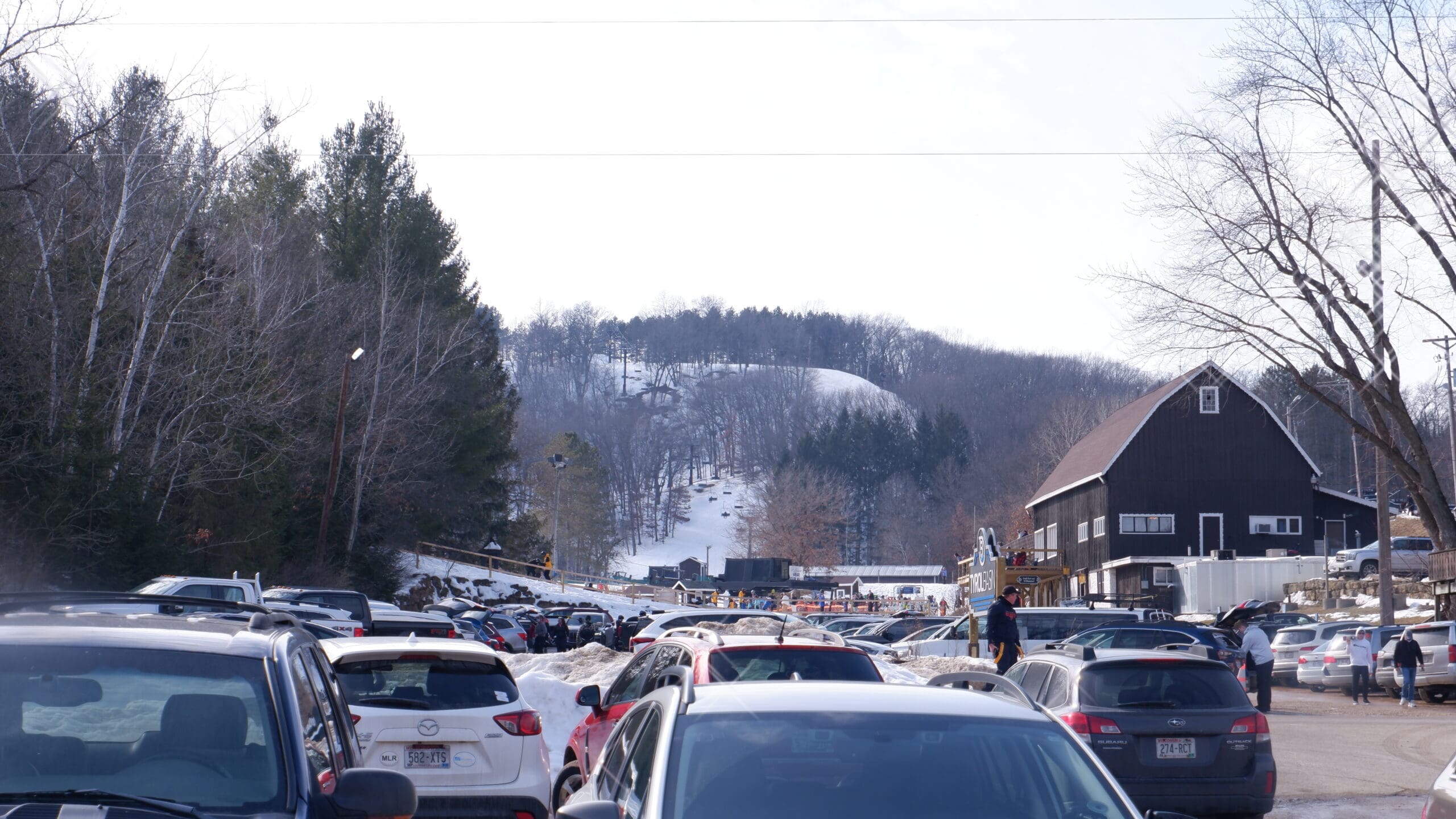 The 5 Things We All Forget To Pack For A Day At The Resort