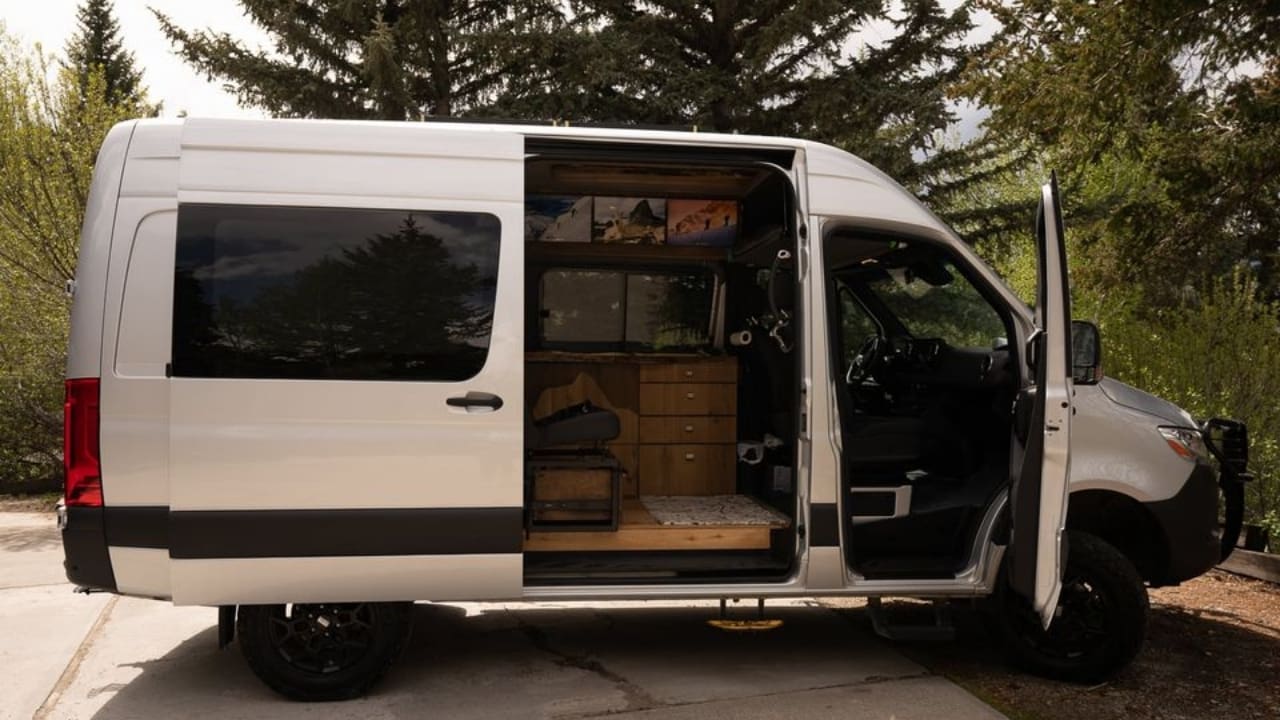 Jackson Camper Van Available To Rent For $12,750/Month 😲 | Unofficial