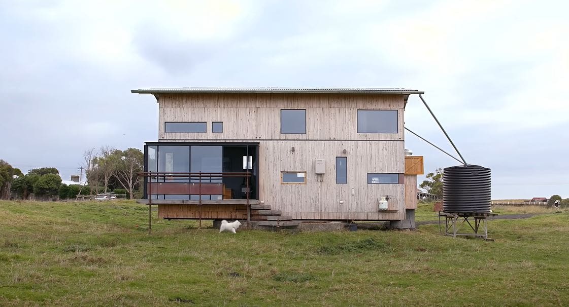 Could You Live In This Beautiful Australian Tiny Home?