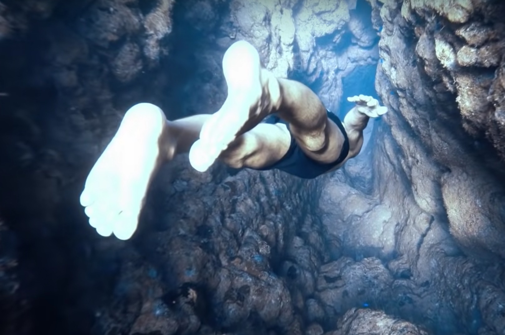 100ft Deep Canyon On Single Breath...Surreal Underwater BASE Jump