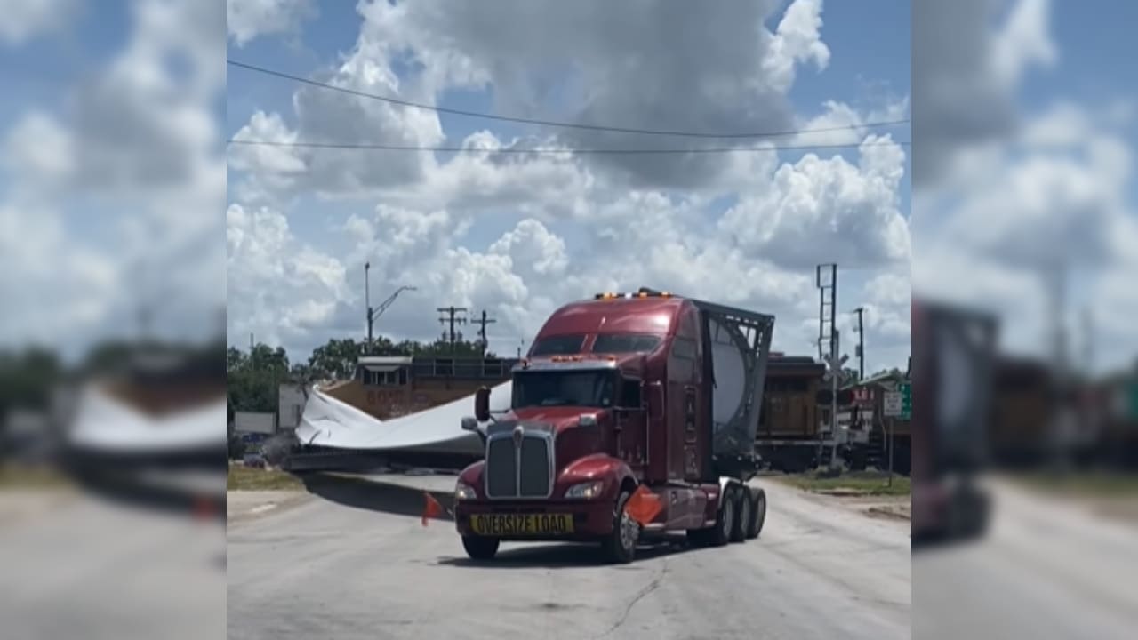 Train Smashes Through Wind Turbine Blade Stuck On Tracks