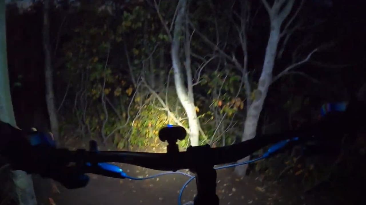 Video: Mountain Bike Riders Navigate Trail In The Dark!