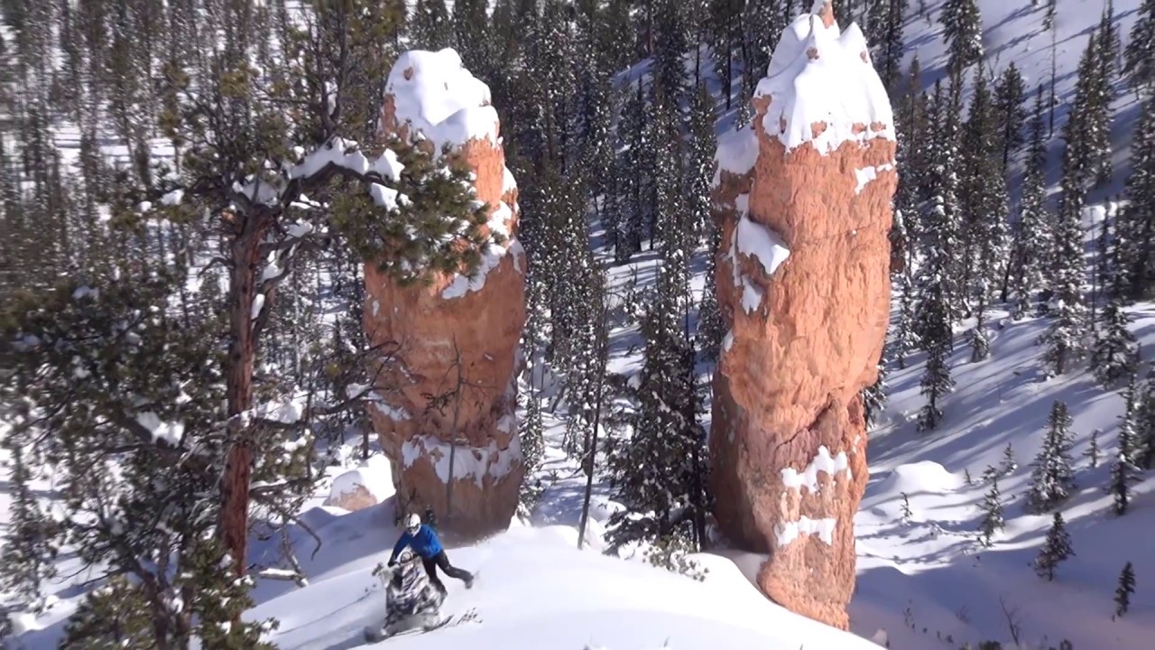 Video: Snowmobilers Drive Through Beautiful Red Rock Canyons