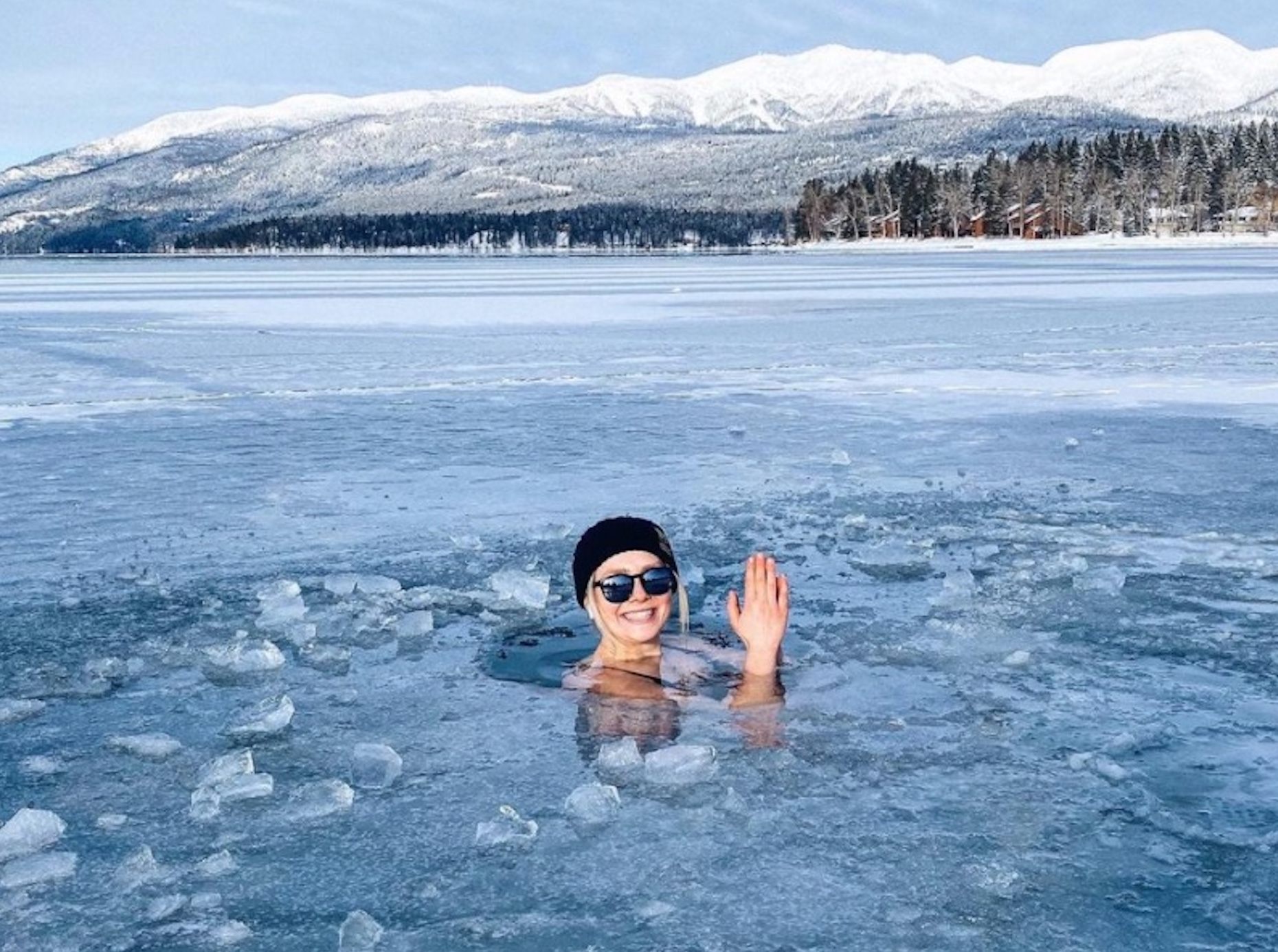 Olympic Skier Utilizes "Wim Hof Method" For Cold Exposure Recovery