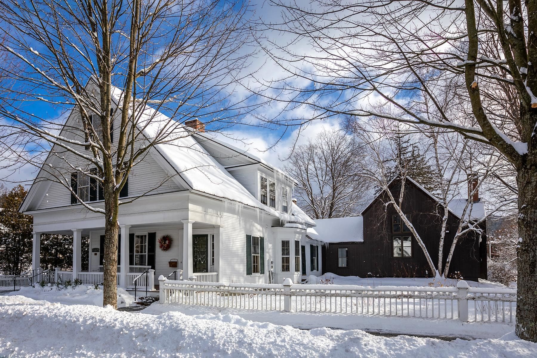 FOR SALE: 1840 Farmhouse in Woodstock, Vermont