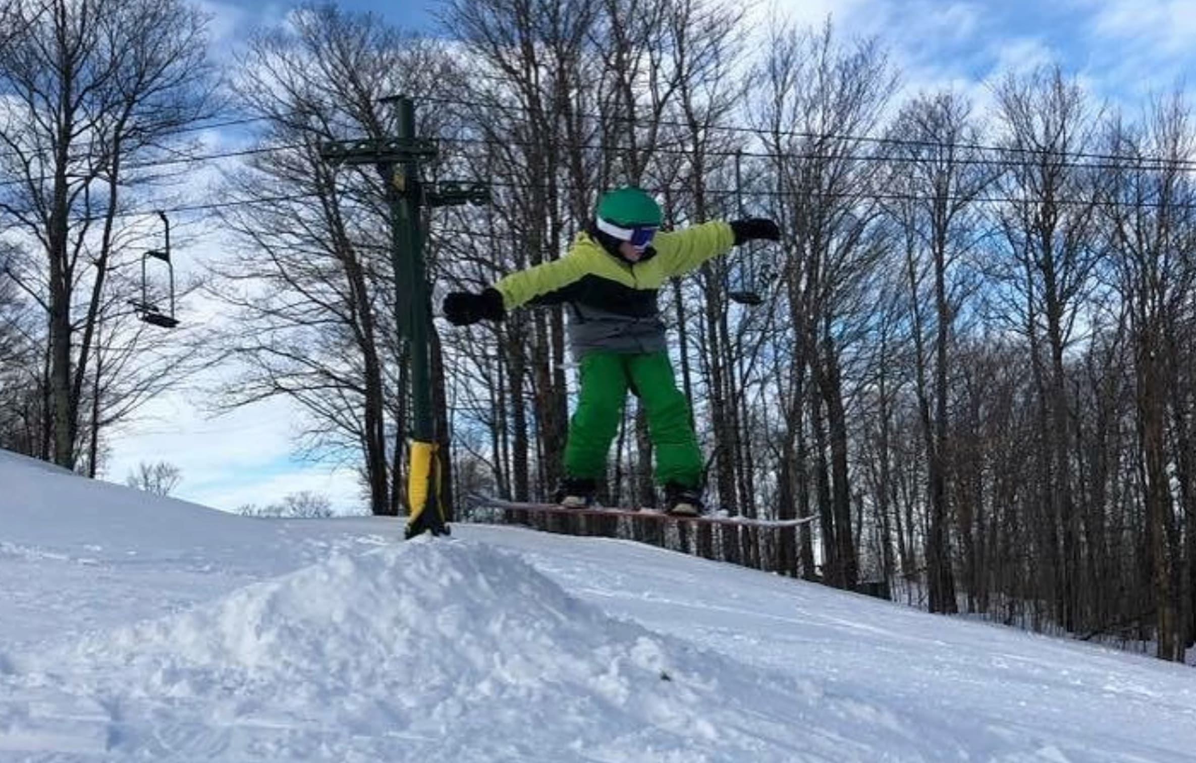 Wisconsin Ski Resort Offers Free Lift Tickets For Straight A Students