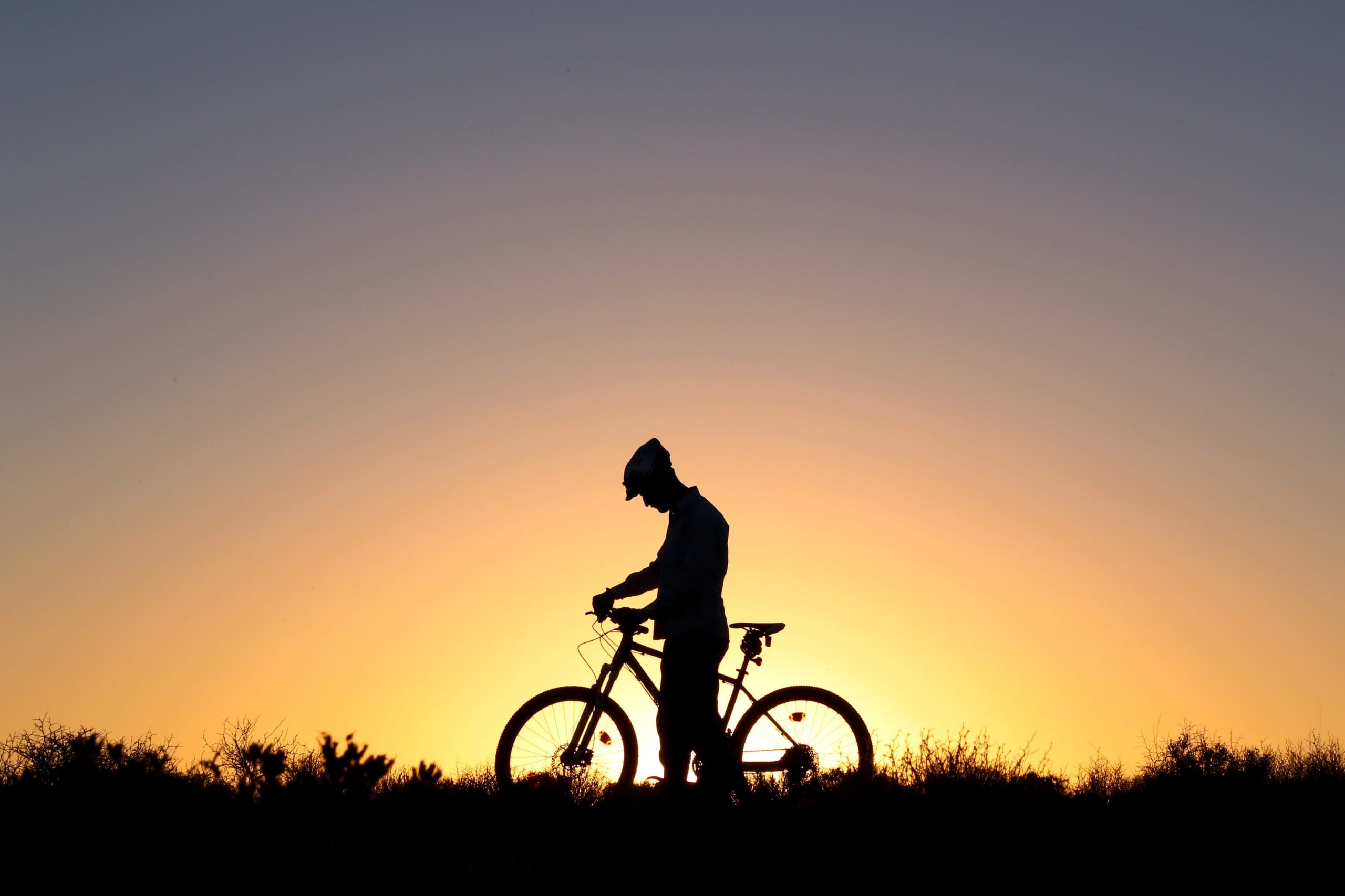 Armed Thieves Targeting Mountain Bikers in Oakland