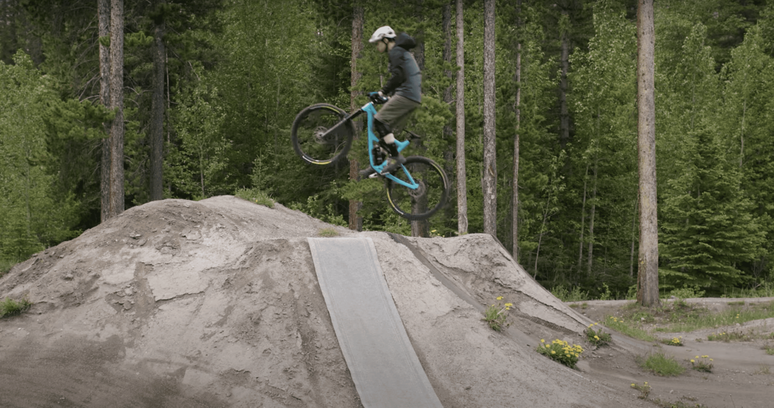 How To ACTUALLY Catch Air On A Mountain Bike