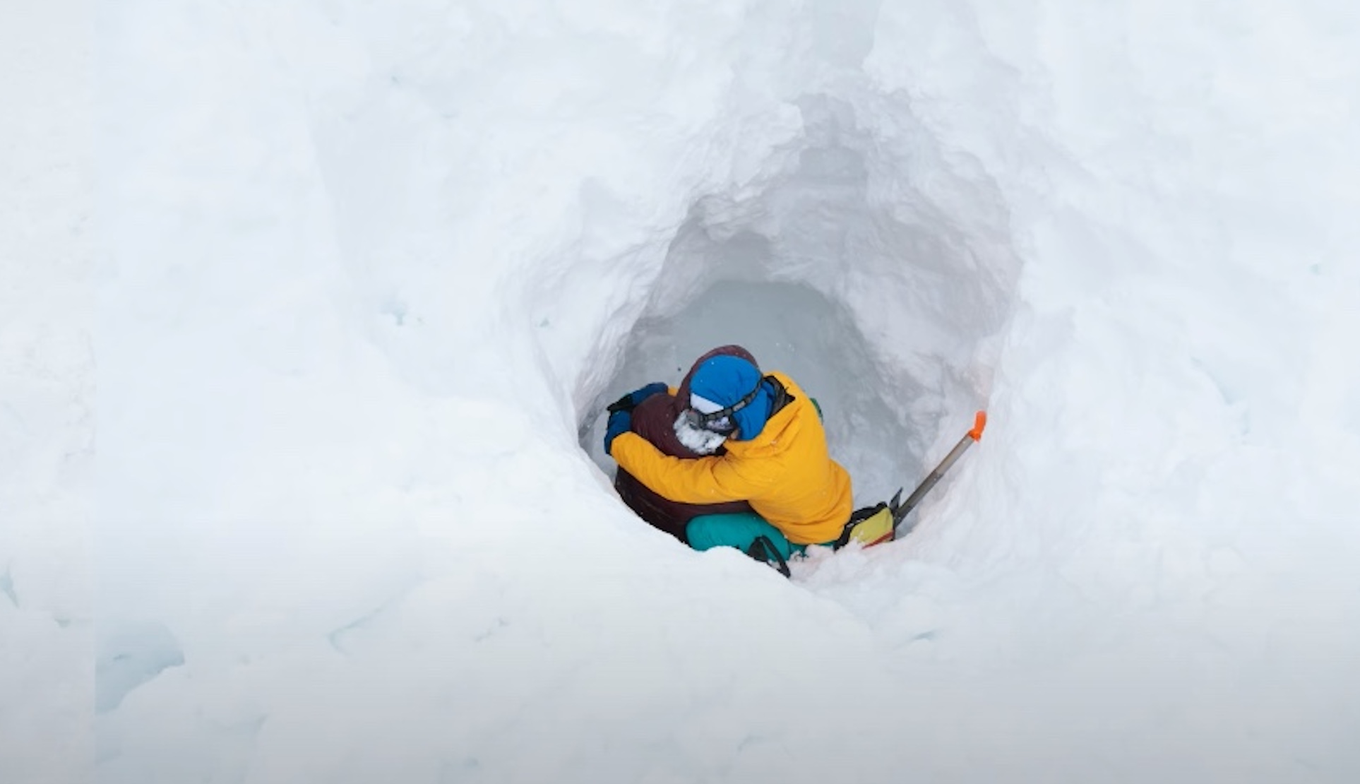 VIDEO: Incredible Avalanche Rescue Story (Buried 4 Meters Deep/22 Minutes)