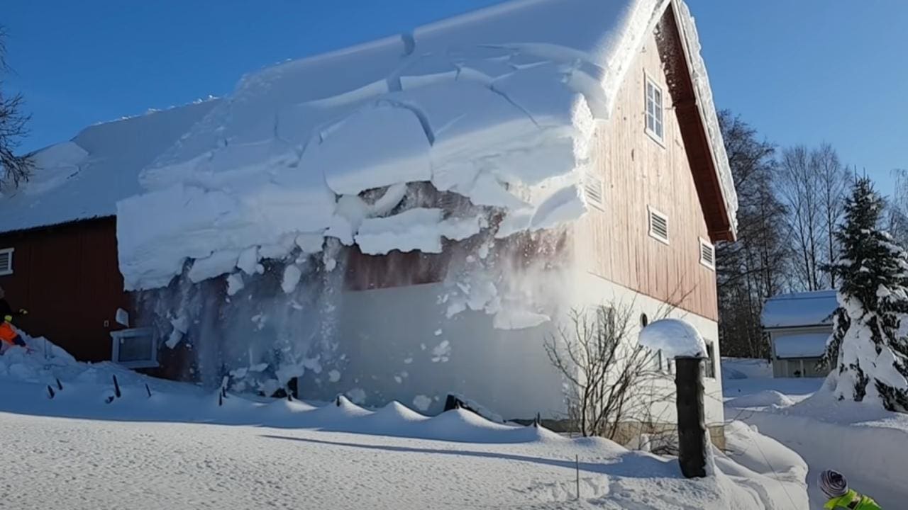 LIFE HACK: How To Easily Remove Snow From Your Roof