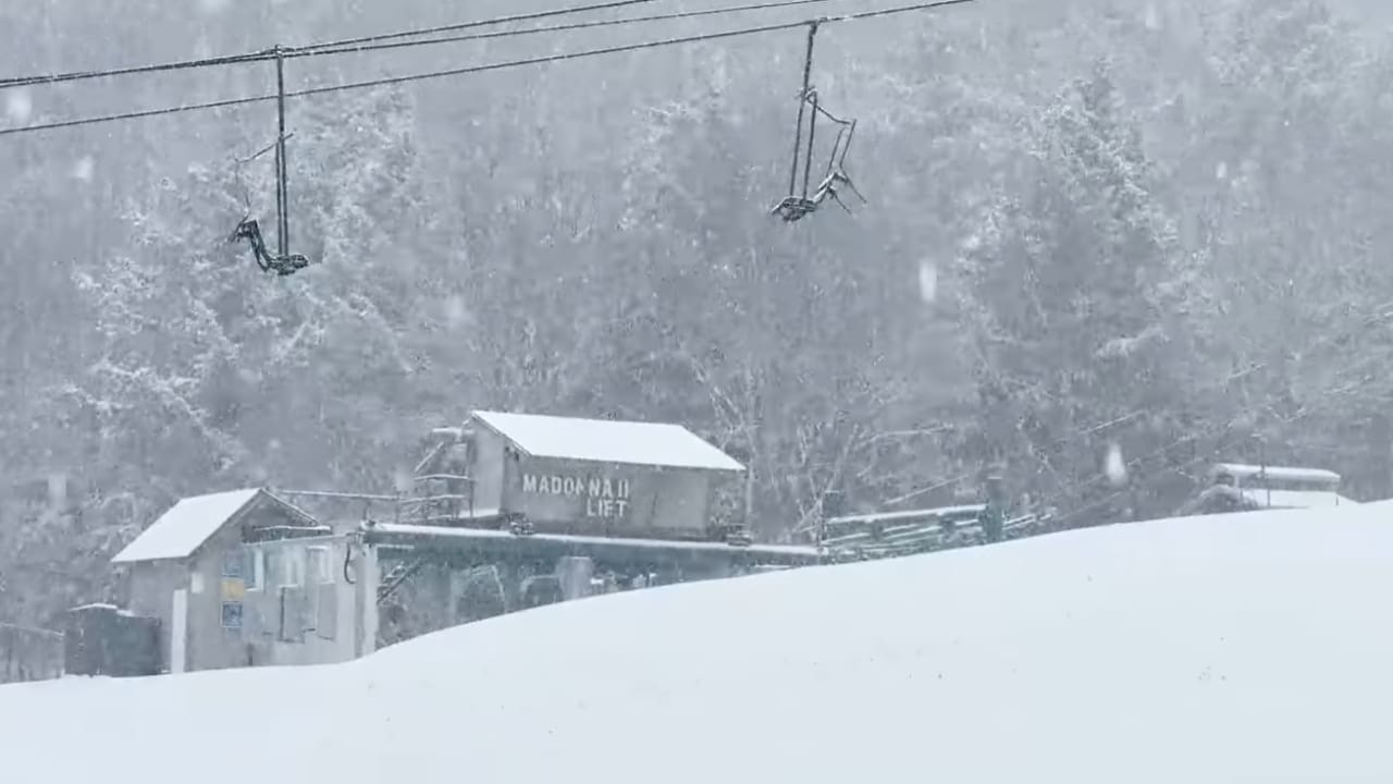 It's Snowing At Ski Resorts Across Vermont (Photos/Videos) Flipboard