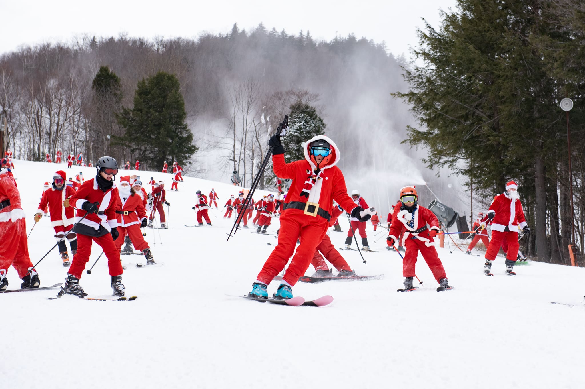 250 Santas Takeover Sunday River Slopes For Charity
