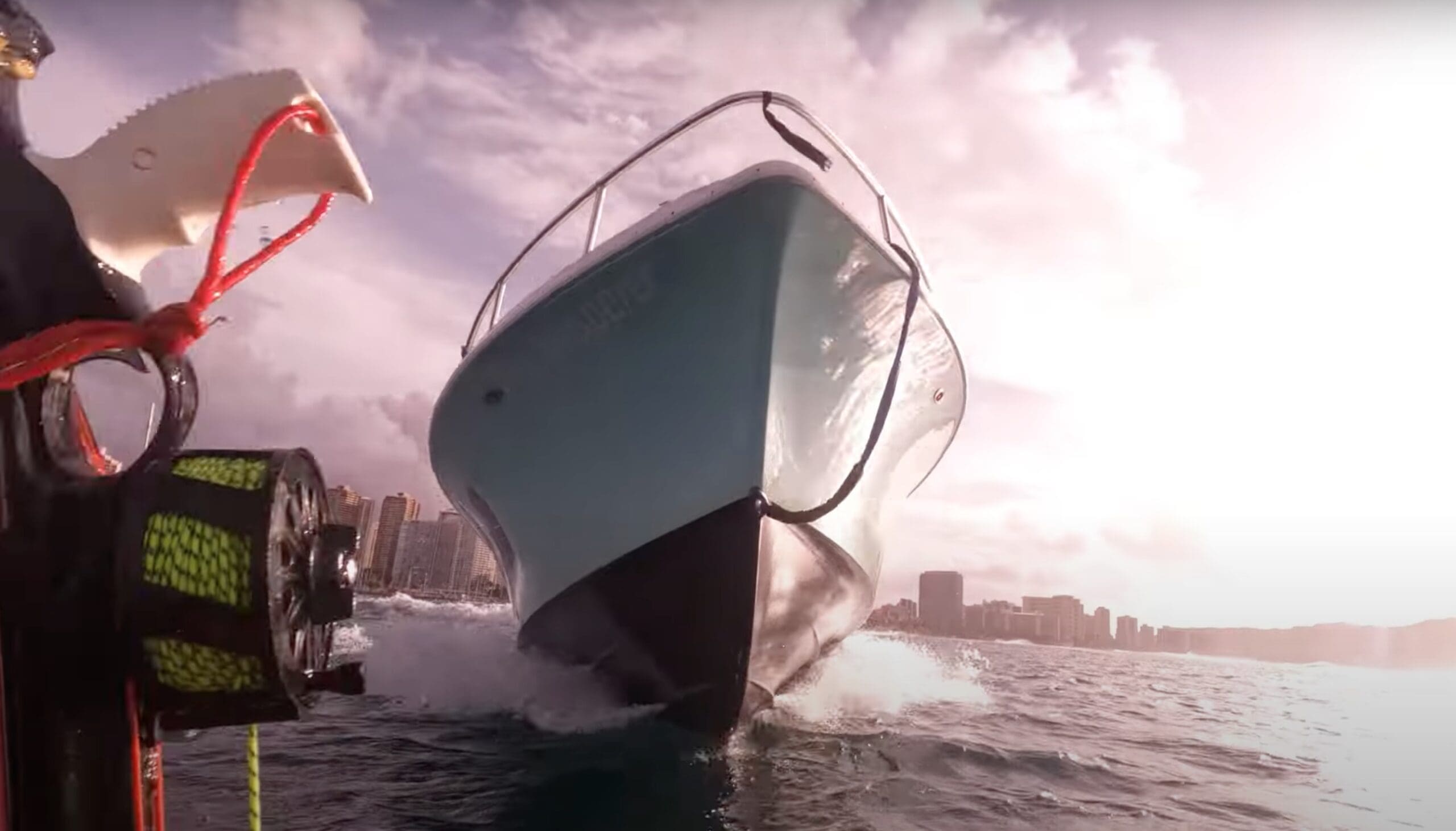 VIDEO: Spearfisherman Nearly Run Over By Speeding Boat In Oahu
