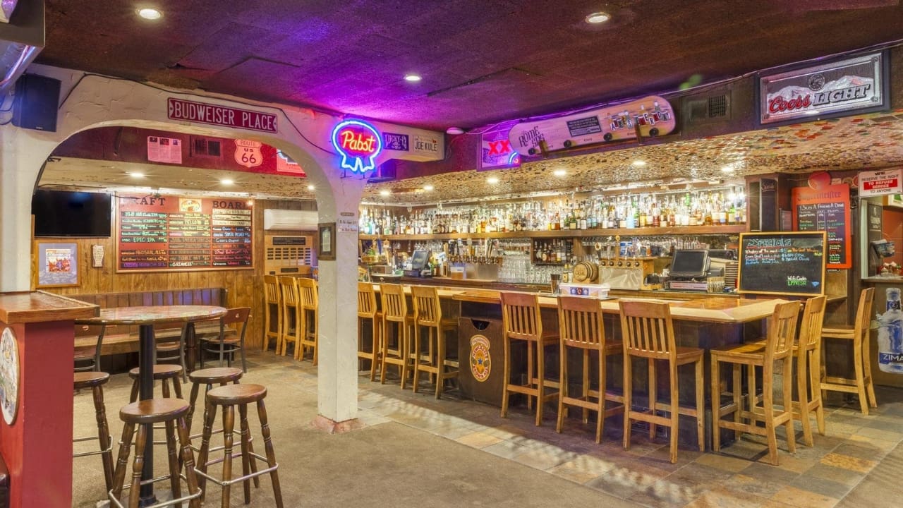 Mammoth Bar Takes Top Spot On Best Après Ski List