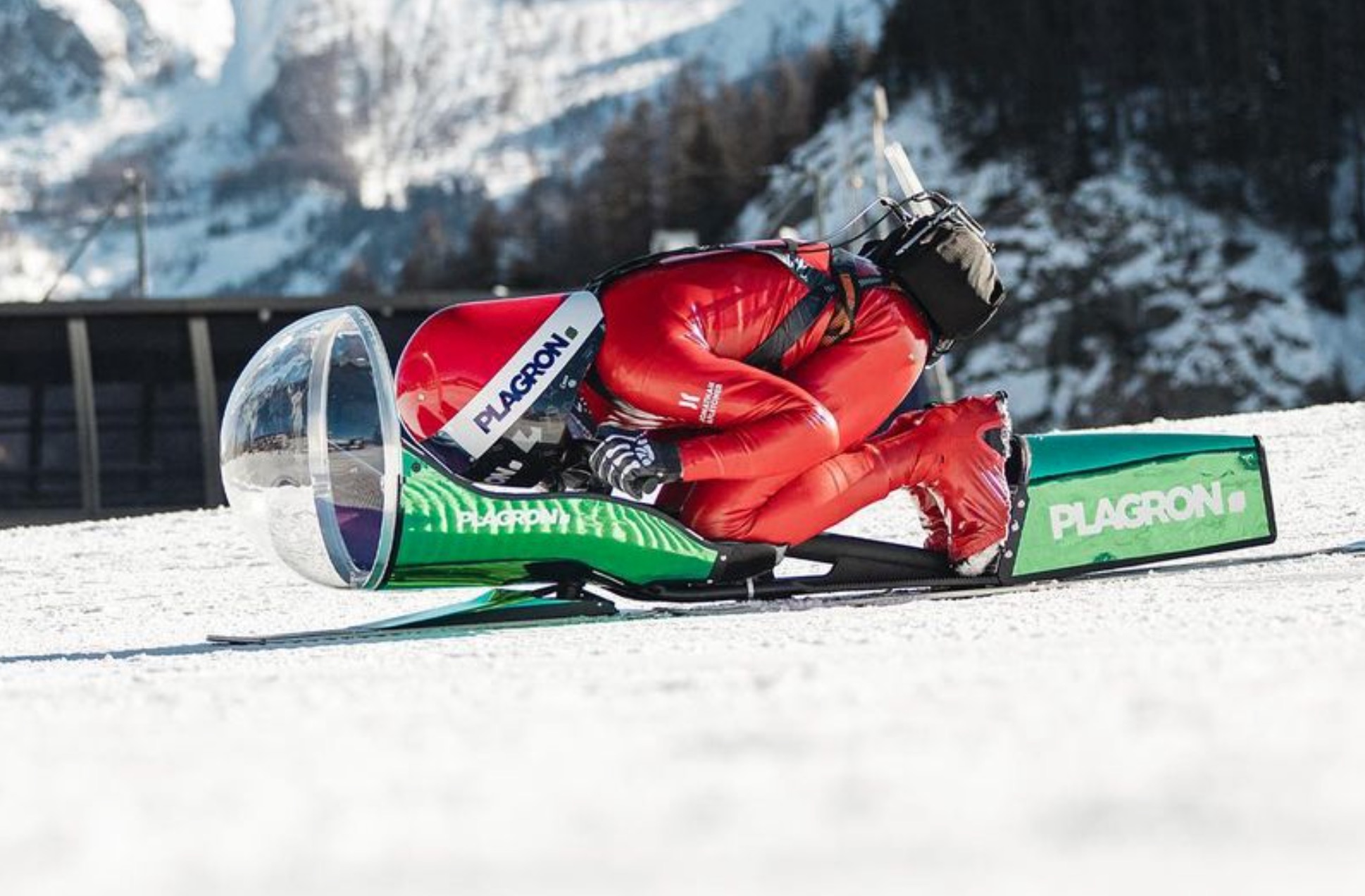 VIDEO: Snow-Scooter Attempts Speed Record With Parachute Strapped To Backside