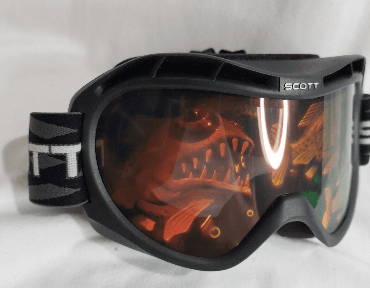 It’s Time For Hologram Goggles To Make A Much Needed Comeback
