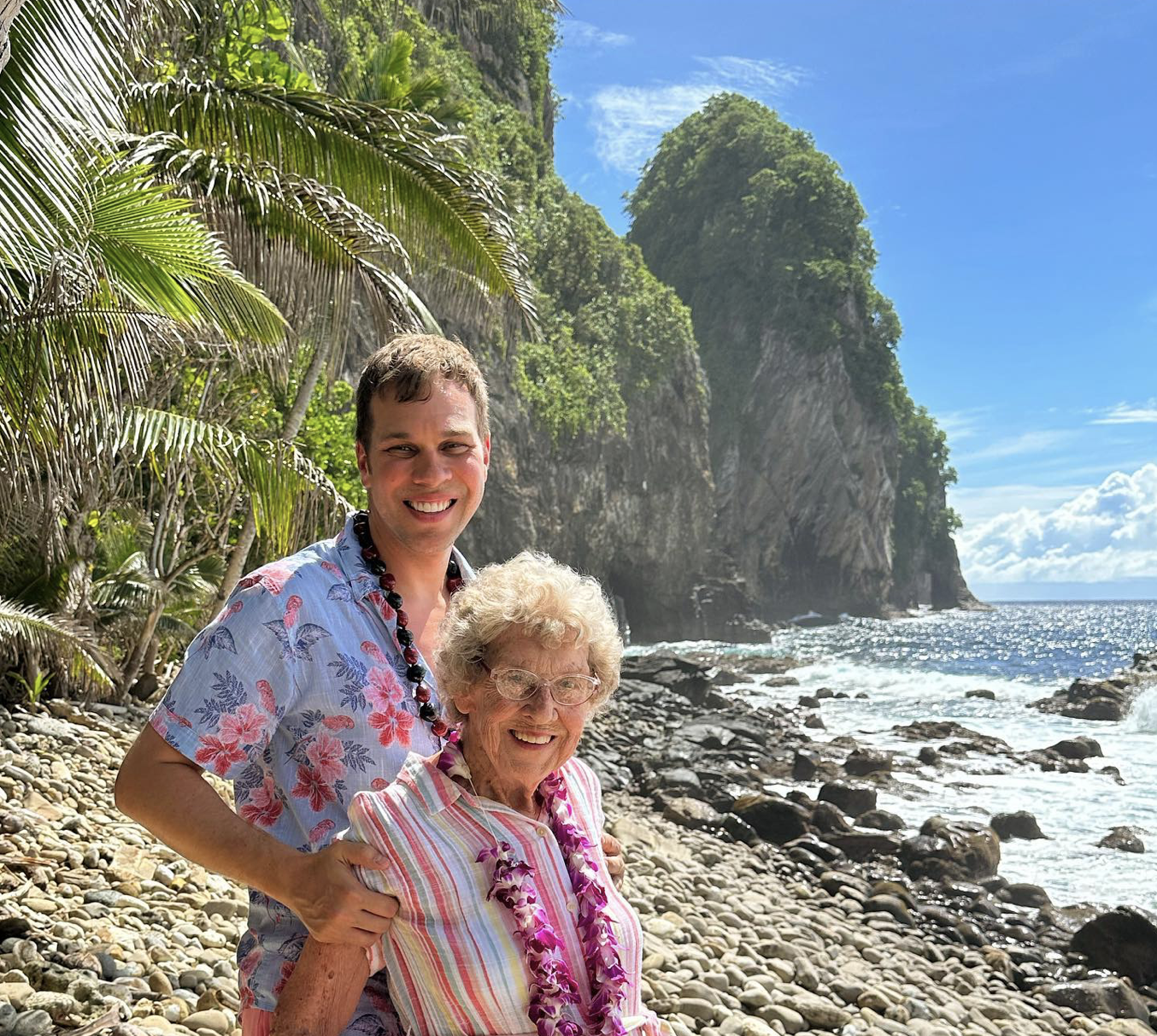 93-Year-Old Becomes The Oldest To Visit All 63 National Parks Along Side Grandson